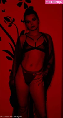morekatie - Who wants to take it off
