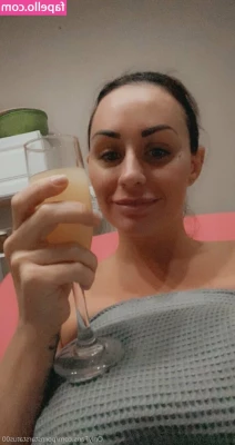 pornstarstatus00 - Te gusta como se me ve bb ? 😈😈😈