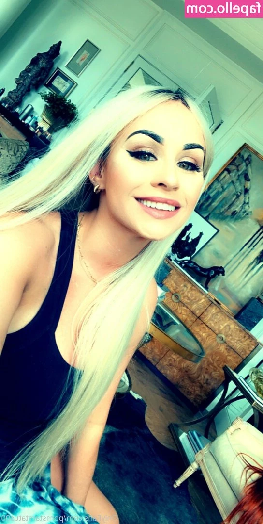 pornstarstatus00 - Jerking off slowly and edging my way to climax. Two days thick load