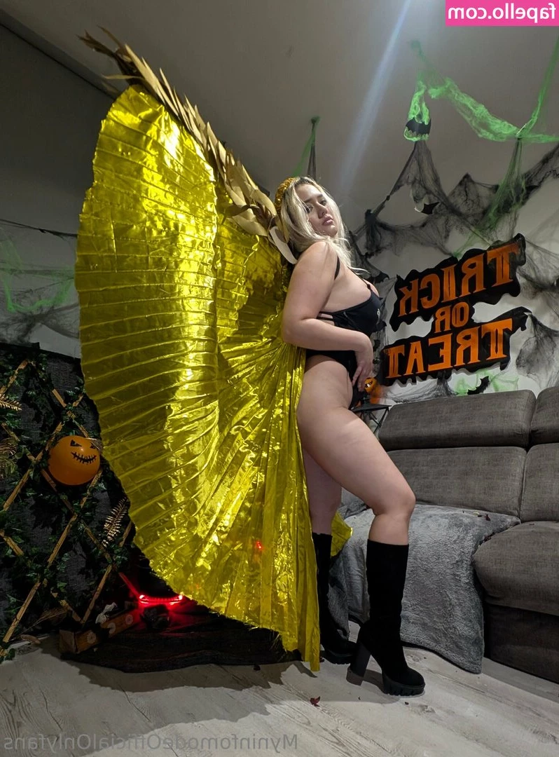 myninfomode - Hoy soy tu porrista caliente   lista para animarte en todo lo que