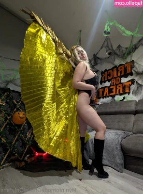 myninfomode - Hoy soy tu porrista caliente   lista para animarte en todo lo que