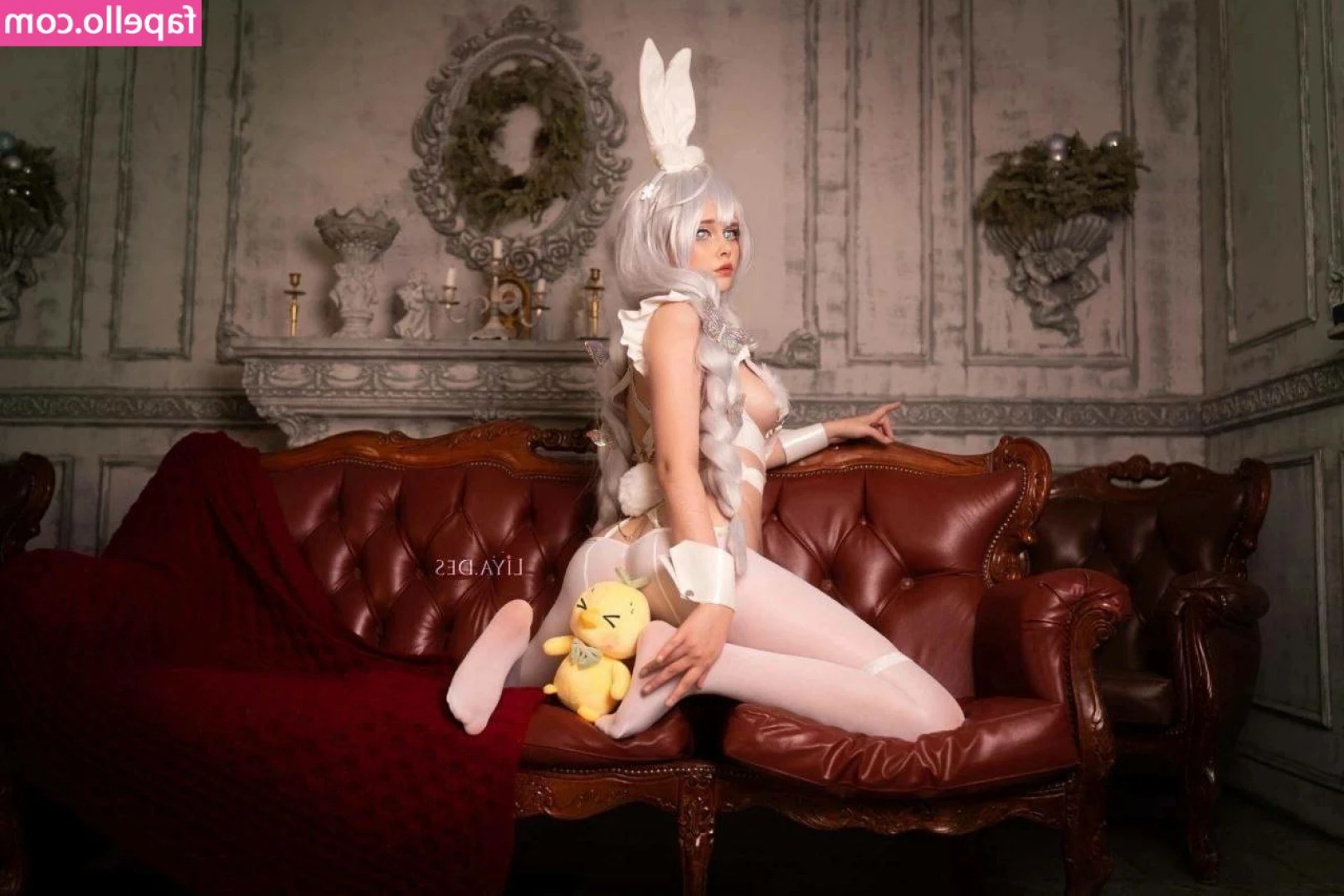 Liya.des [ liya-des ] - Working hard  or hardly working  Either way you should send to your