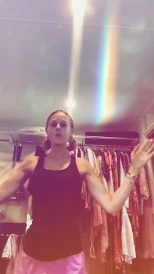 Isabelle Cornish - check ur dm for the explicit version 🔞