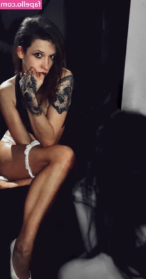 skinnyxxgirl_ [ skinnyxxgirl ] - like this post if you like that there's always sexy content from me