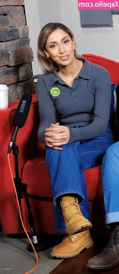 Rana Mohammad [ rana-mohammad-1 ] - It’s Titty Tuesday!! What would you do to mine?😈😏😉💋