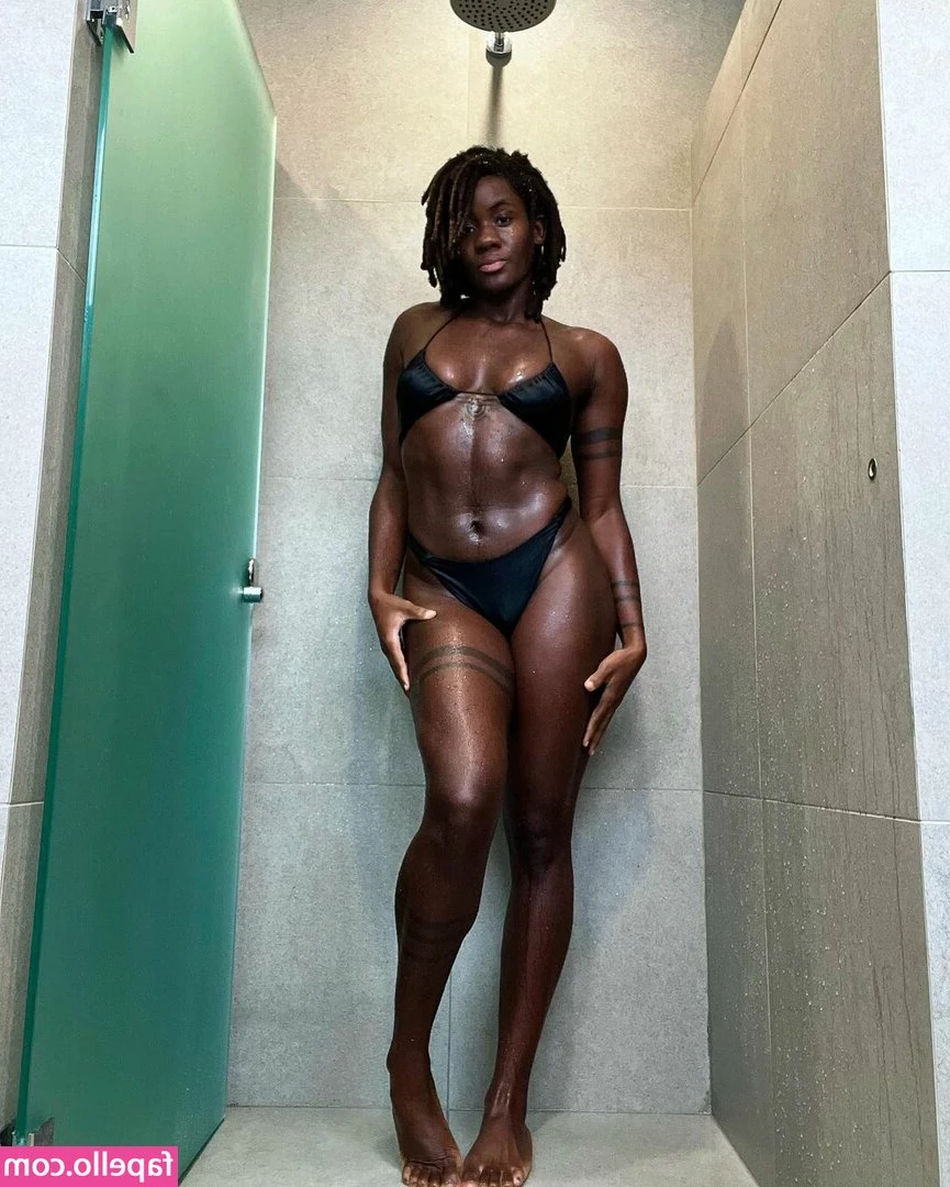 BinaNjikam - This is me. I am 25 years old, I graduated The National University of