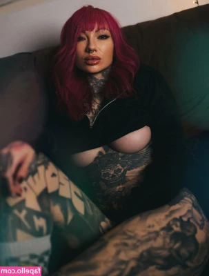 nia_suicide [ nia-suicide ] - A little bonus clip for my subscribers