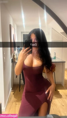 Lisa Del Piero [ lisa-del-piero ] - Mirror mirror on the wall   Who have the best ass   in the world
