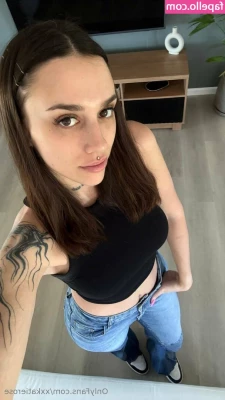 Xxkatierose - My dream is for my body to be enveloped in your kisses, as it is the