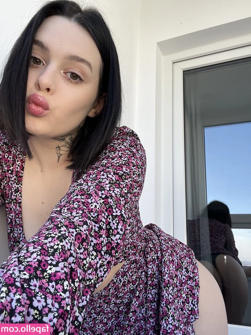 karina_in_love [ karina-in-love ] - Can you guess what s about to happen      littlebiocide  jack_shark