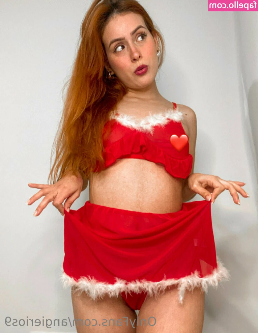 angierios9 - PINK TOYS PINK CHAINS PINK PUSSIIIIIIIIIIII using the