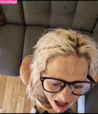 violet_kush [ violet-kush ] - Hey guys  I have been so excited  We have been waiting for another