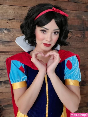 Joanie Brosas [ joanie-brosas ] - Thoughts on My new cherry-red manicure  plaything