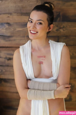 Joanie Brosas [ joanie-brosas ] - Ignite the fire within