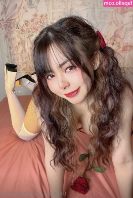 estelleshiori - Glasses or no glasses ?