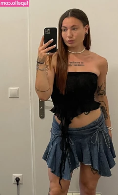xoxokatielynn - Luscious red everything