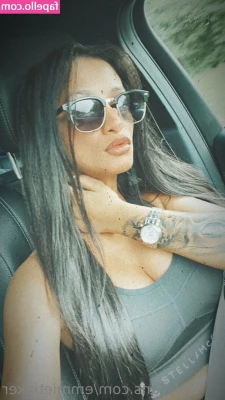 emmietinker - Selfies & spreads Sunday💗😇