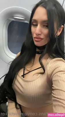 emmietinker - There's still more to give, how much do you love my sexy cum faces?