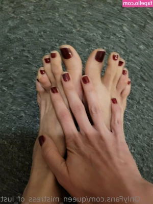 queen_mistress_of_lust [ queen-mistress-of-lust ] - In your DMs