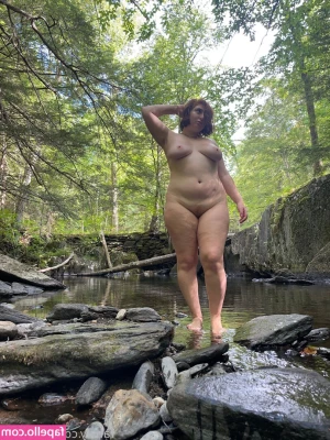 plantgal [ plantgal-2 ] - My husbands description; apparently I gobble his cock when I use a