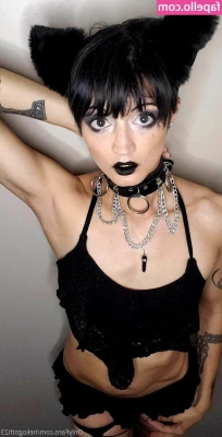 nekogoth23 - Hey guys! Please respond/interact to this post 🙂  I'm trying to