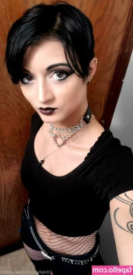 nekogoth23 - Cum taste the apple with the fairest of them all  It s ok if it s