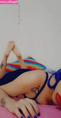 Prii_feet [ prii-feet ] - Playing around with AI  Thought these were pretty neat