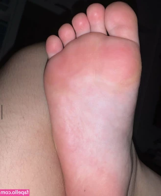 Prii_feet [ prii-feet ] - Little feet