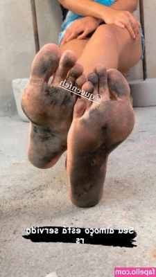 Prii_feet [ prii-feet ] - Hola bebes 💚 Happy Hump Day 🐪