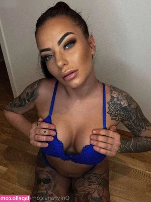 Fabijennasophie - trying to fit his cock inside my skin  some fun its always nice