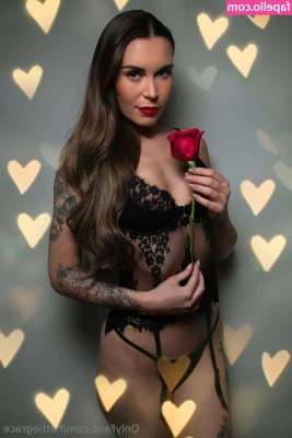 hattiegrace - 10 minute deepthroat show from my live show on 2018-09-05  The things