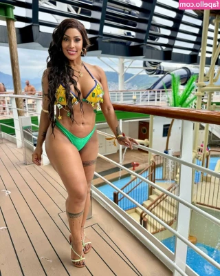 Rosiane Pinheiro [ rosiane-pinheiro ] - 🎀Be sure to keep voting for me🎀 Once you vote send me