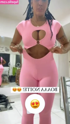 Rosiane Pinheiro [ rosiane-pinheiro ] - Needs removing