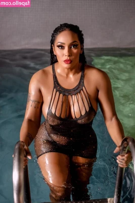 Rosiane Pinheiro [ rosiane-pinheiro ] - hey guys hope your having an amazing day im so fucking horny right now