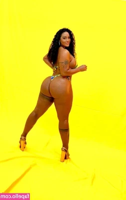 Rosiane Pinheiro [ rosiane-pinheiro ] - Besitosss  feliz friday