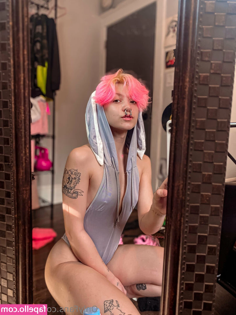 Bxbyfxg - Tip me for more sexy videos