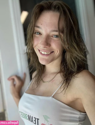 Kenna James [ kenna-james ] - Juicy booty for all my spectators