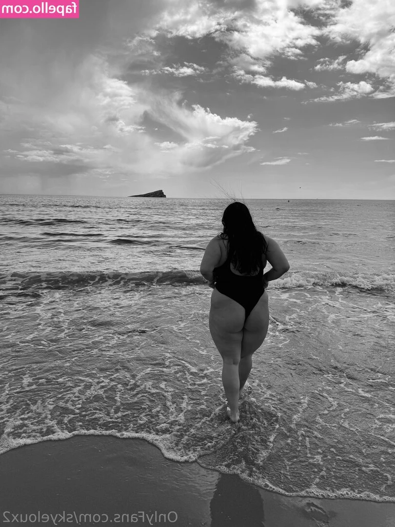 skyeloux - 💦🍑💦🍑  𝕋𝕚𝕡 $𝟙𝟘 𝕗𝕠𝕣