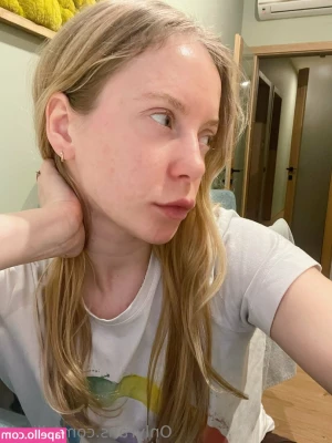 elli_elli [ elli-elli ] - De solo verle las nalgas a este activo que me estaba comiendo  se me