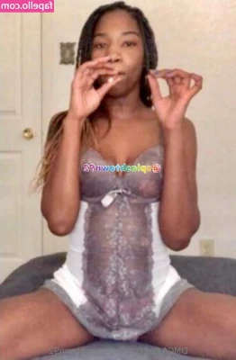 splashtown.92 [ splashtown-92 ] - 🇮🇹ti piacciono le mie curve? 🙈 🇺🇸do u like my curves?