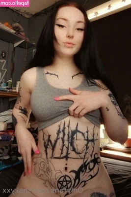 shakyxx - My attitude is a whole mood !