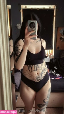 shakyxx - Do you like Double D titties?