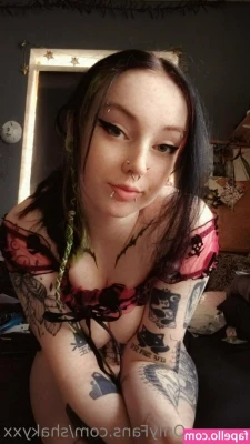shakyxx - And we’re SOOOOO BACK! Some fem Choso to end the week ;) What do we
