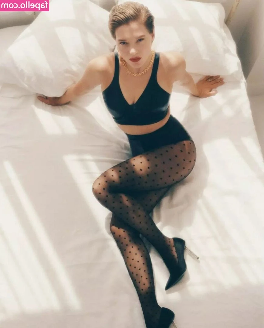 Lea Seydoux [ lea-seydoux ] - Feel those cum loads sliding down your throat.