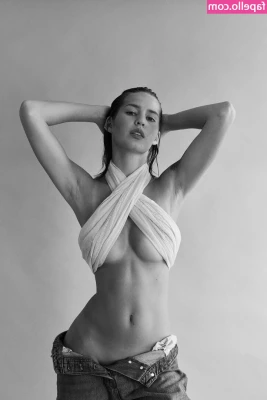Indymendee_ [ indymendee ] - Cum splashes should be considered an artwork on a human canvas