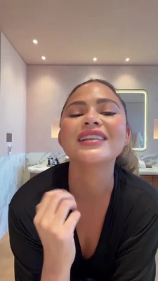 Chrissy Teigen [ chrissy-teigen ] - Watch my titties and ass bounce while I go for a jog on my treadmill