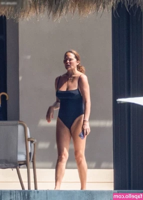 Chrissy Teigen [ chrissy-teigen ] - From the top….or from below…  Decisions decisions