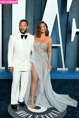 Chrissy Teigen [ chrissy-teigen ] - Buenos dias...