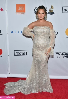 Chrissy Teigen [ chrissy-teigen ] - An oldie but a goodie