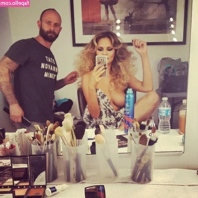 Chrissy Teigen [ chrissy-teigen ] - 1 26 2021 Editor-in-Chief Podcast  Interview with Gene DiNapoli Actor